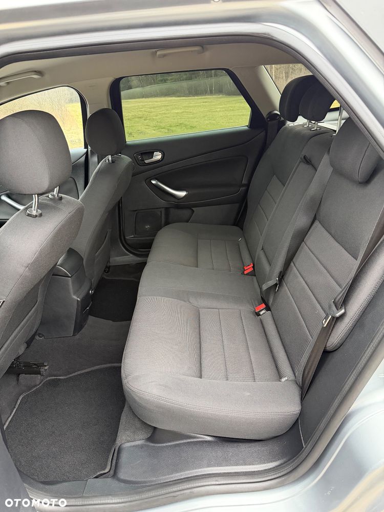 Ford Mondeo 2.0 TDCi Viva Titanium - 13