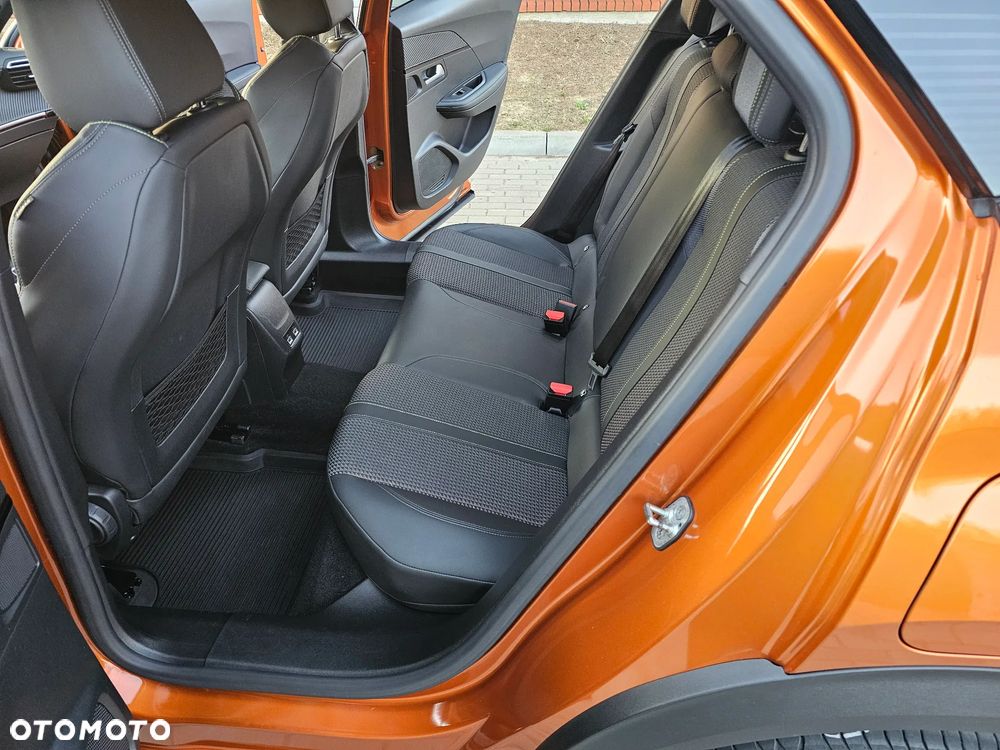 Peugeot 2008 1.2 PureTech GT Line S&S EAT8 - 11