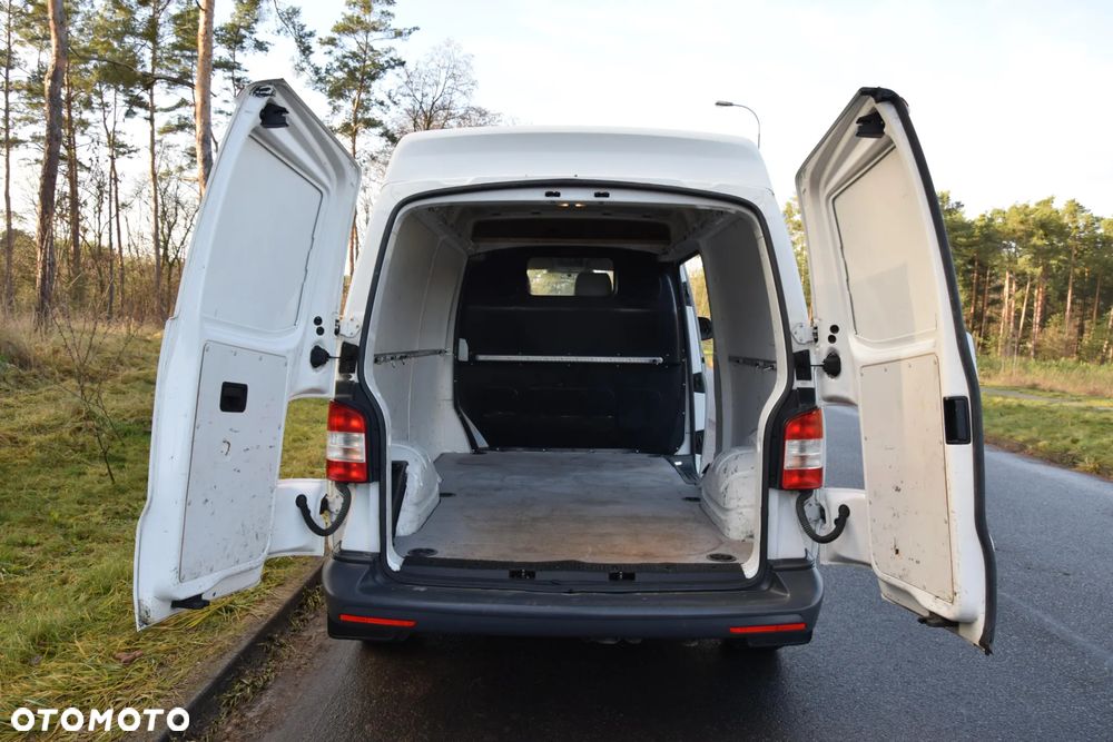 Volkswagen Transporter L2H2 - 18