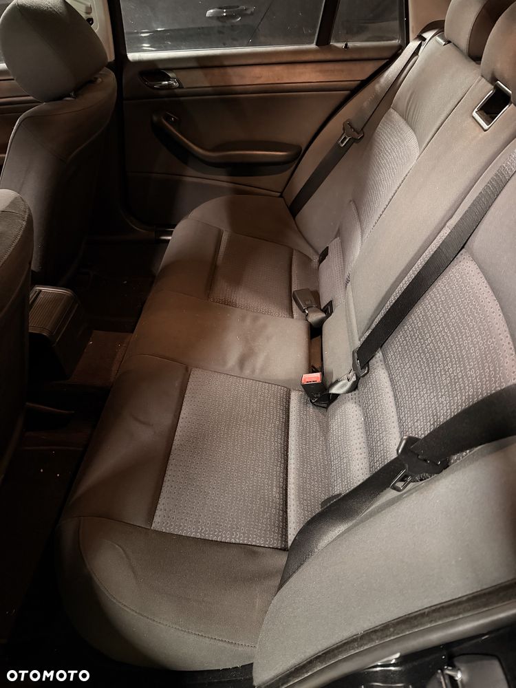 BMW Seria 3 - 8