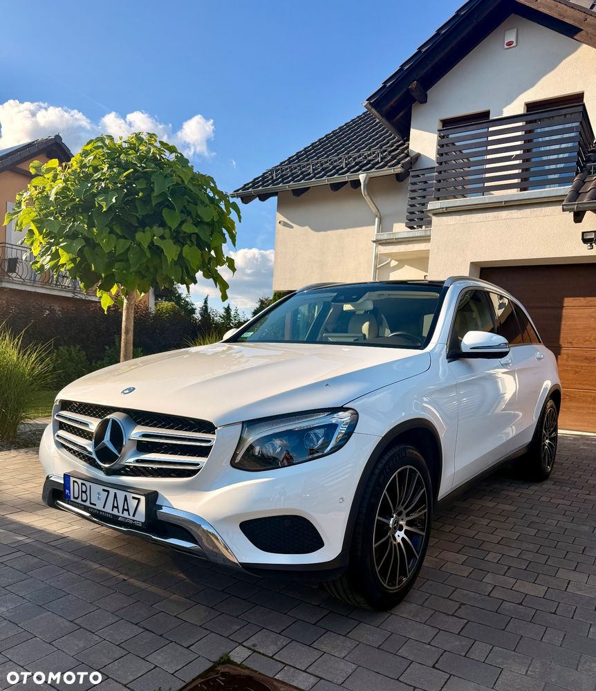Mercedes-Benz GLC - 1