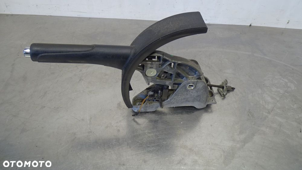 DŹWIGNIA RĘCZNEGO HAMULCA SEAT ALTEA XL 1.6 8J0711303A - 1