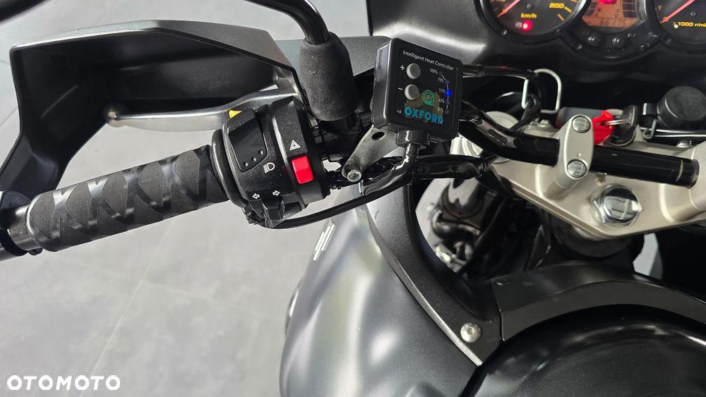 Suzuki V-STROM - 19
