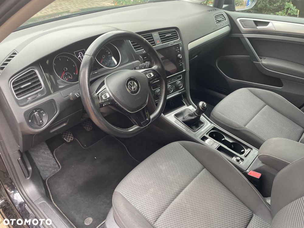Volkswagen Golf 1.6 TDI (BlueMotion Technology) Comfortline - 28