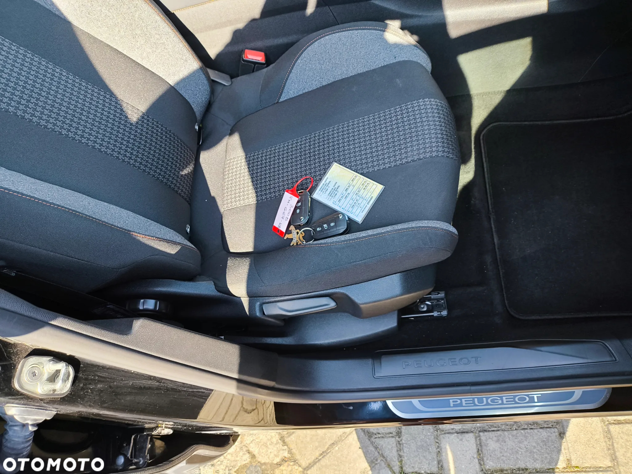 Peugeot 3008 BlueHDi 130 Stop & Start EAT8 Allure Pack - 21