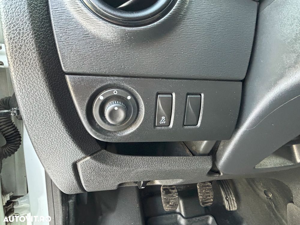 Dacia Dokker 1.5 Blue dCi Laureate - 9