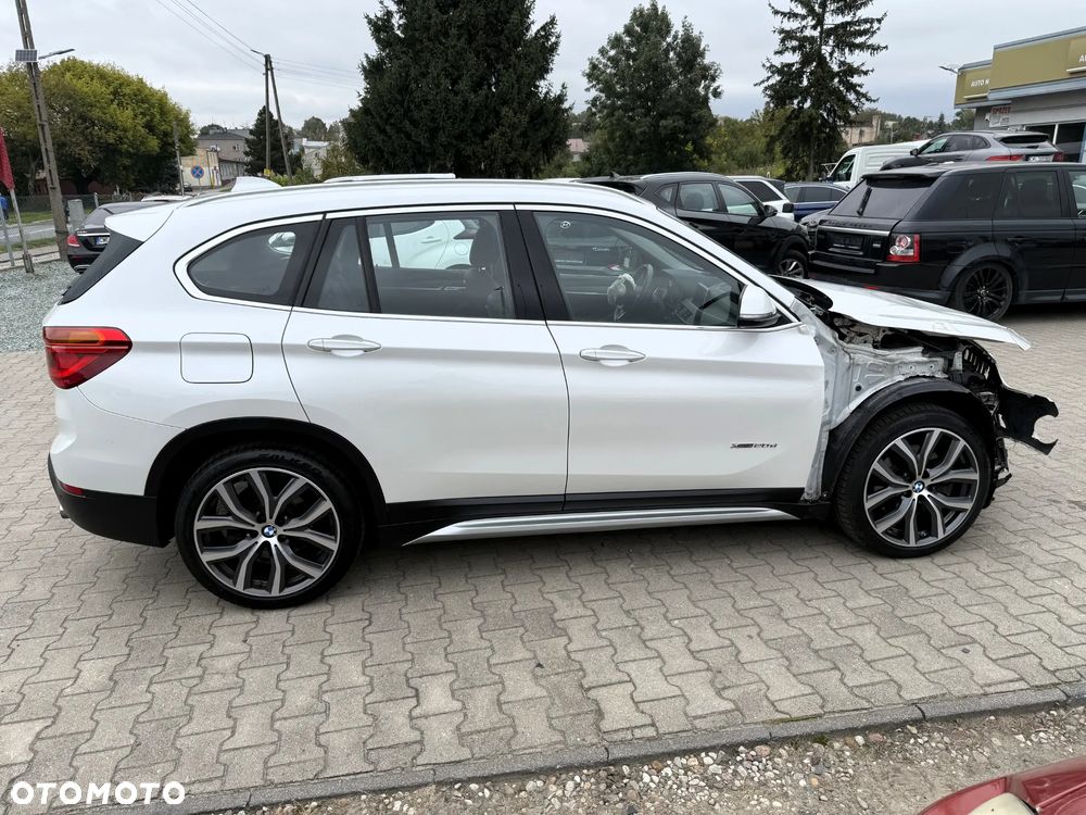 BMW X1 xDrive20d Sport Line - 3