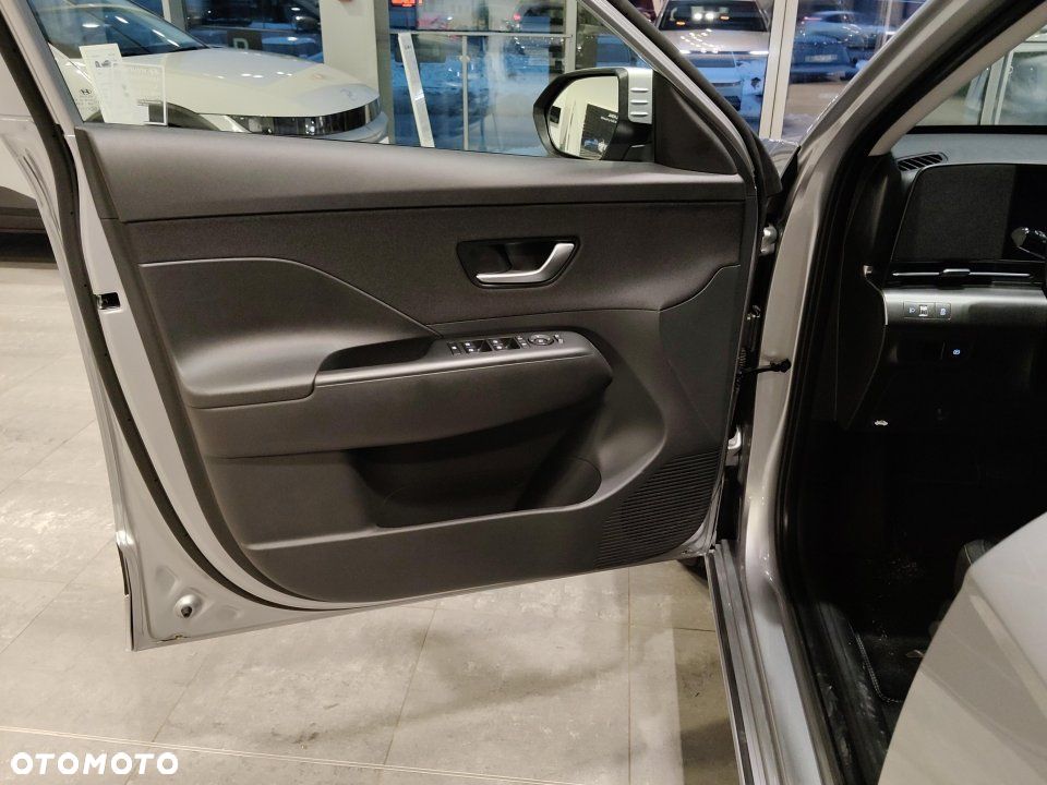 Hyundai Kona - 11