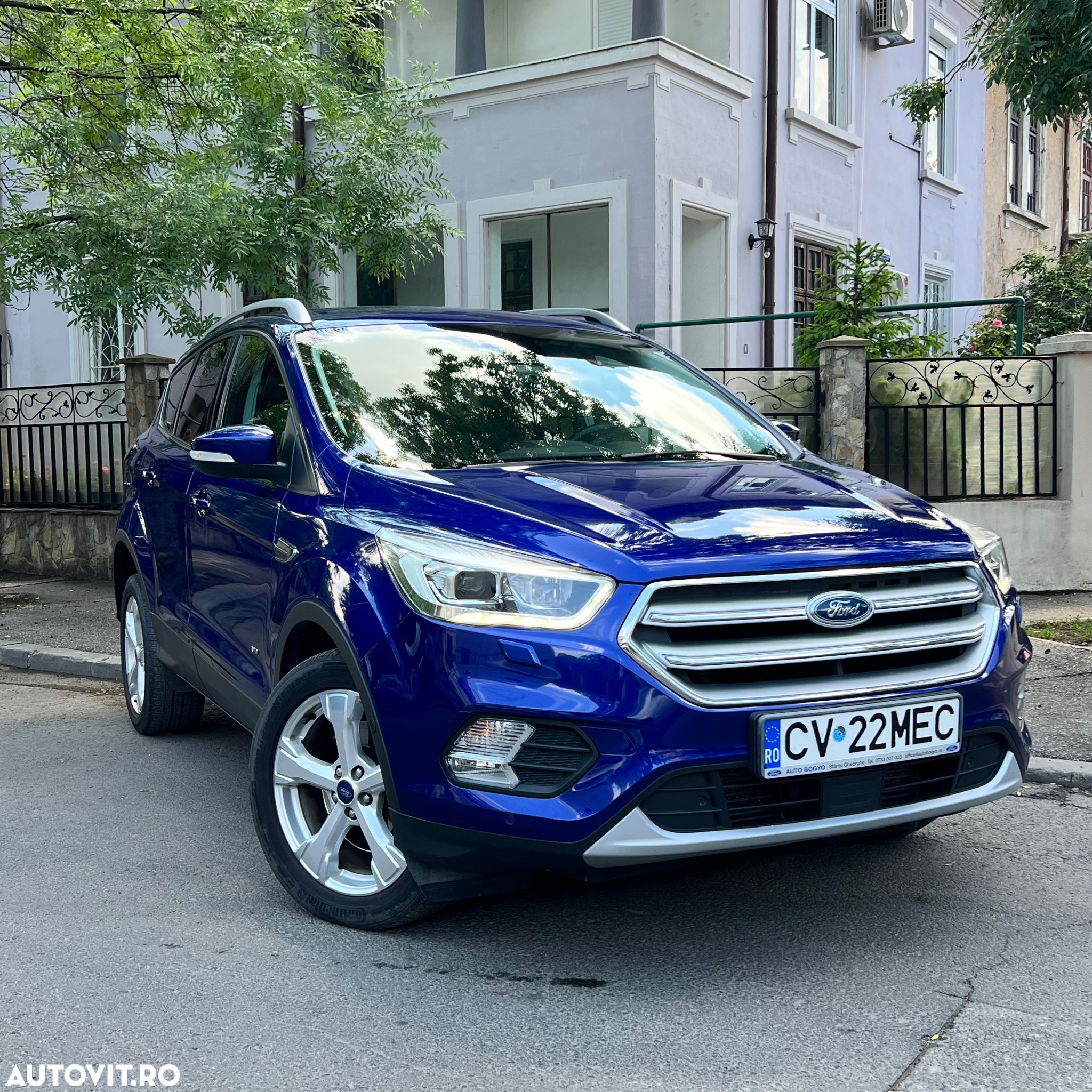 Ford Kuga 2.0 TDCi 4WD Powershift Titanium - 5