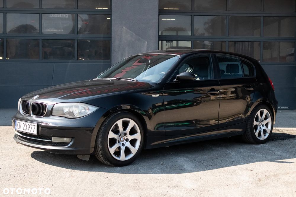 BMW Seria 1 120d DPF - 16
