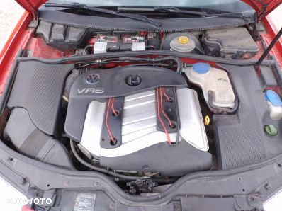 Volkswagen Passat 2.3 VR5 Comfortline - 6