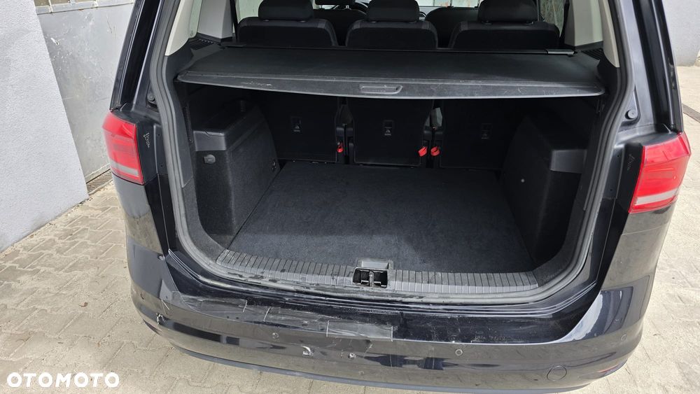 Volkswagen Touran 1.6 TDI SCR (BlueMotion Technology) Trendline - 19