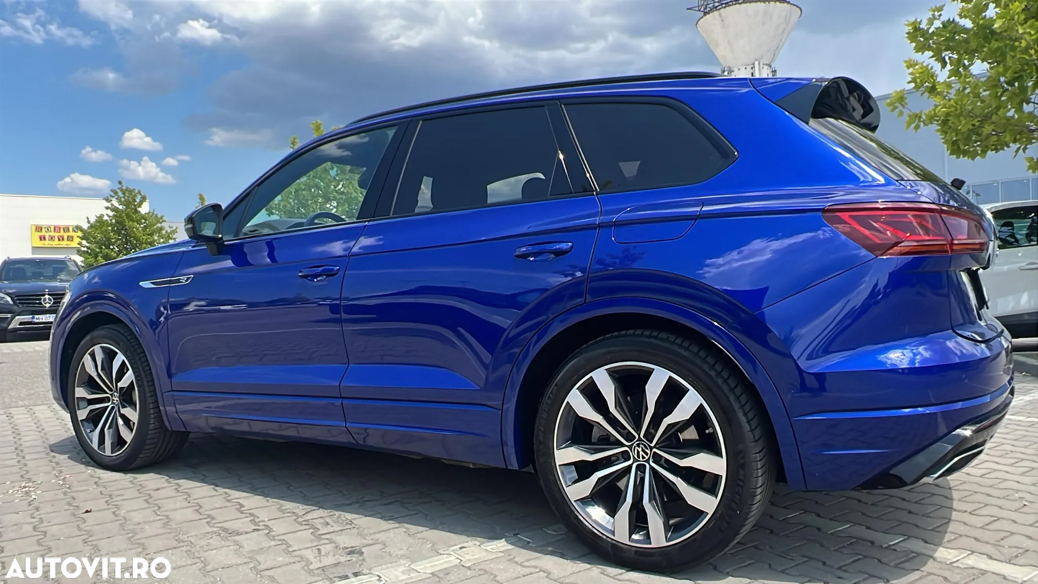 Volkswagen Touareg V6 TSI R-Style - 9