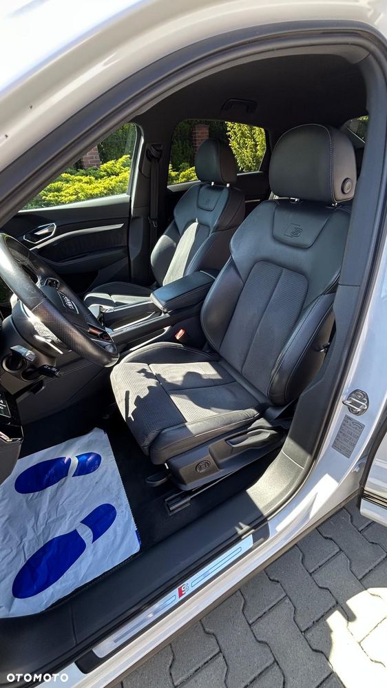 Audi e-tron 55 Quattro S Line - 15