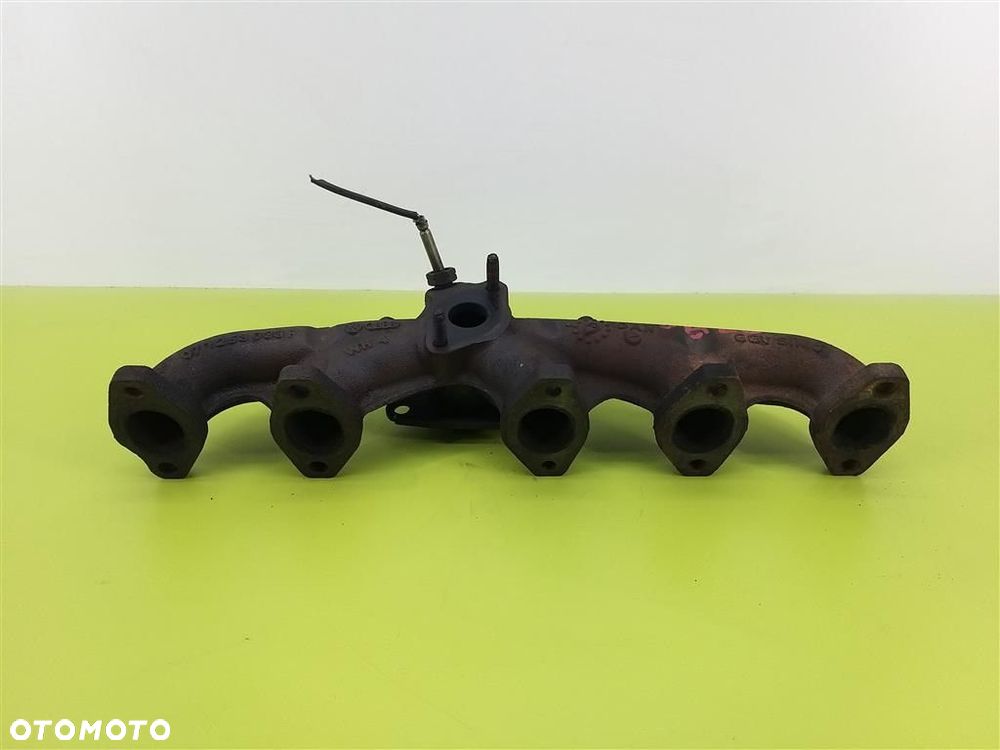 Kolektor wydechowy VW Transporter T5 2.5TDI 102KM 2003-2009  070253033F - 5