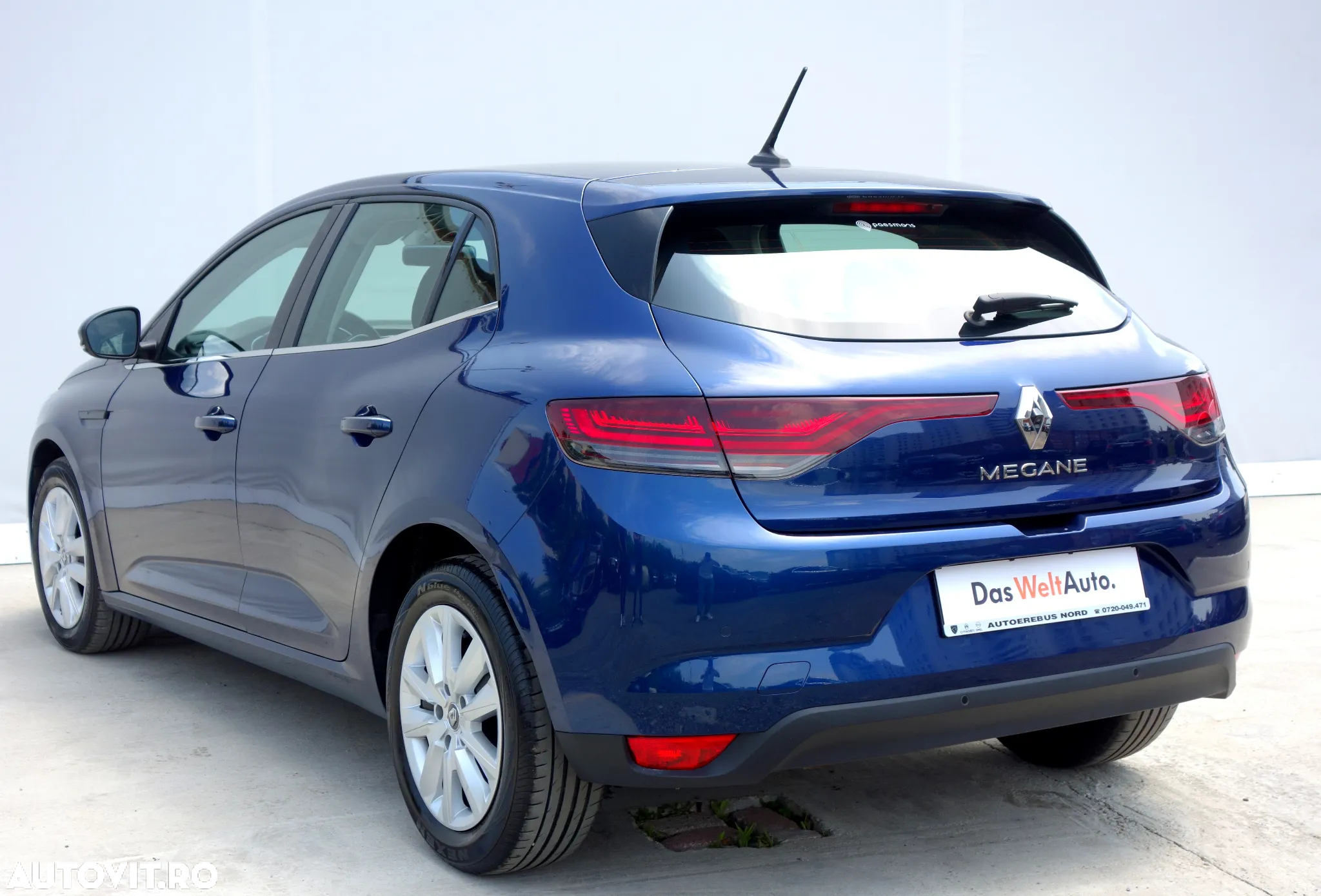Renault Megane TCe 140 GPF BUSINESS EDITION - 13