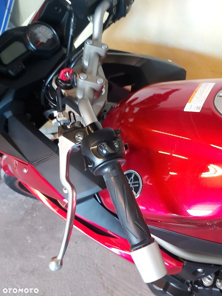 Yamaha XJ - 8
