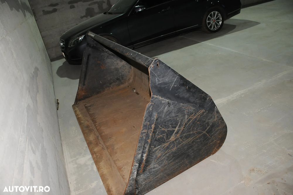 John Deere 6150M Tractor cu incarcator frontal lame si cupa - 15