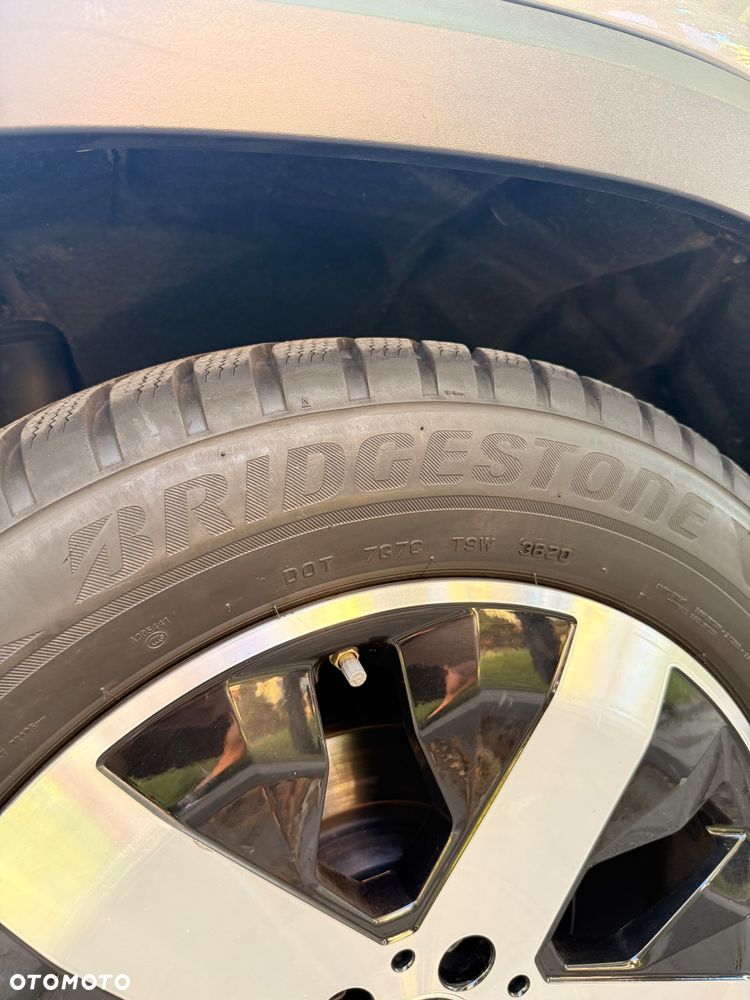 Mercedes-Benz GLB 200 d Progressive 8G-DCT - 13