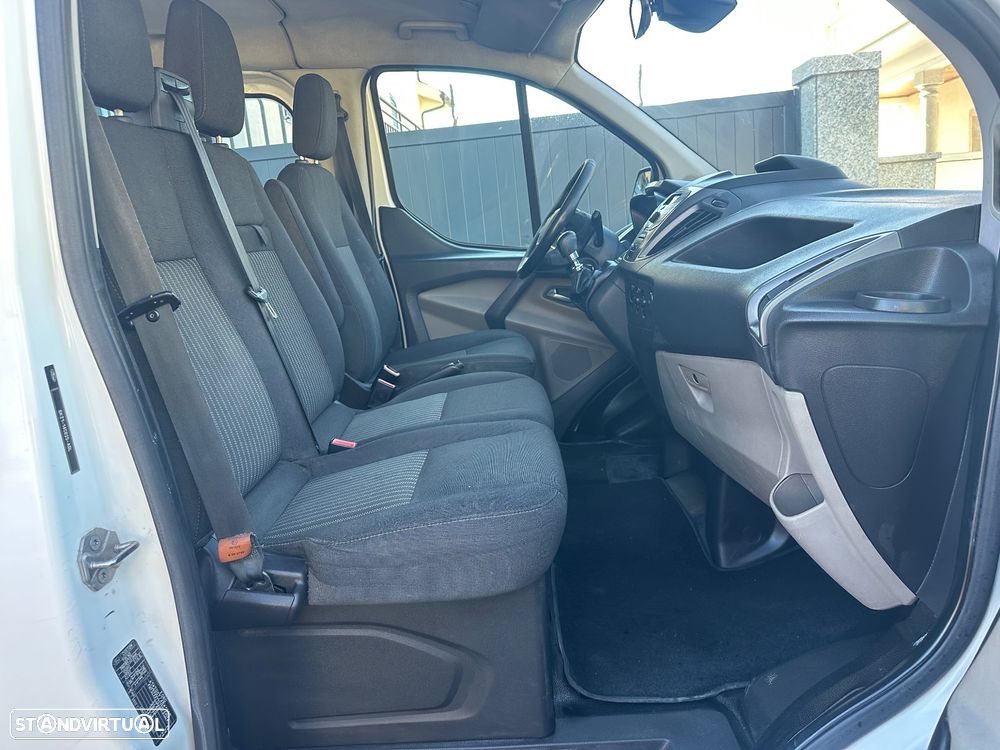 Ford Transit Custom 6 Lugares Nacional - 6