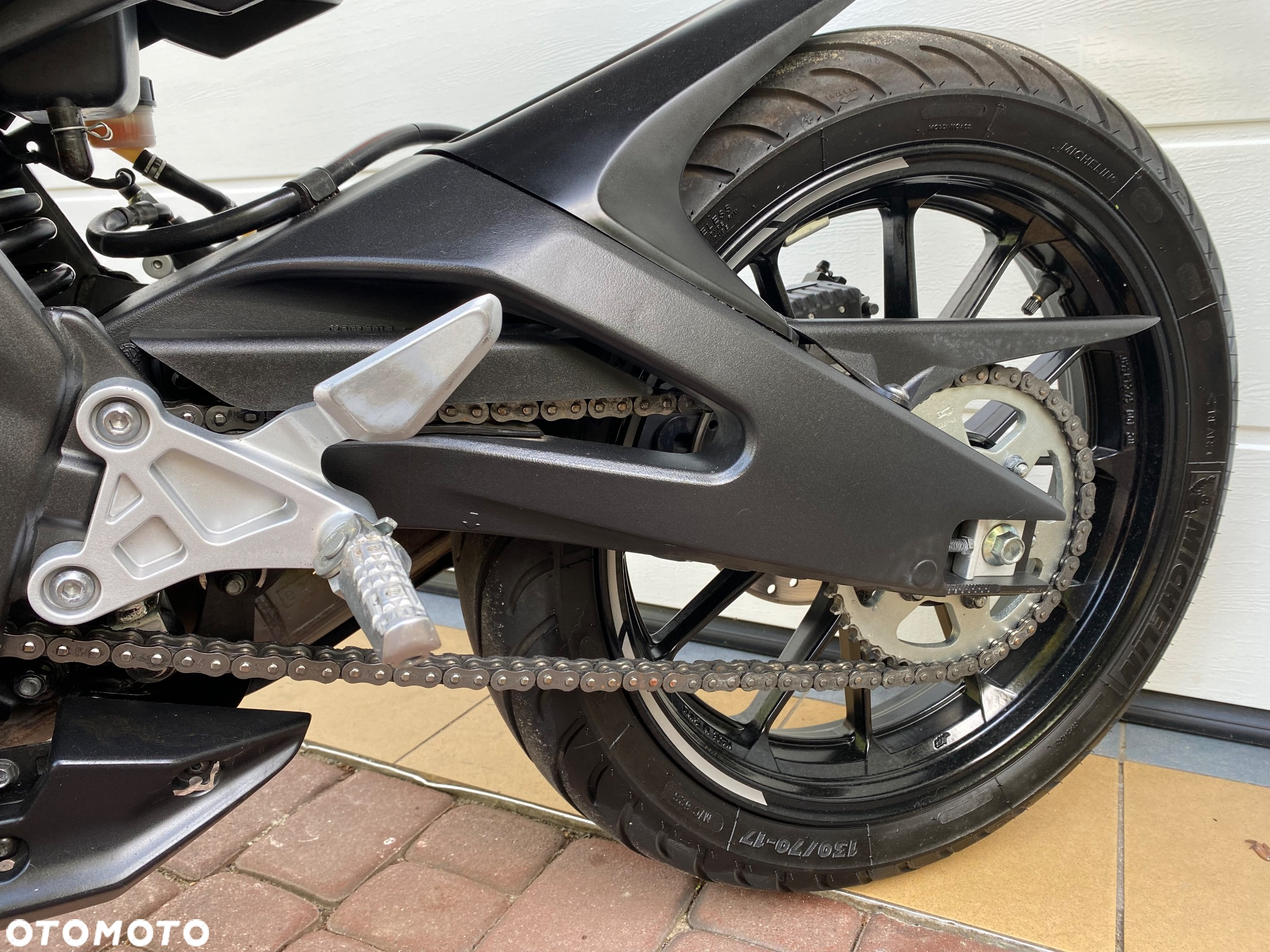 Yamaha MT - 27
