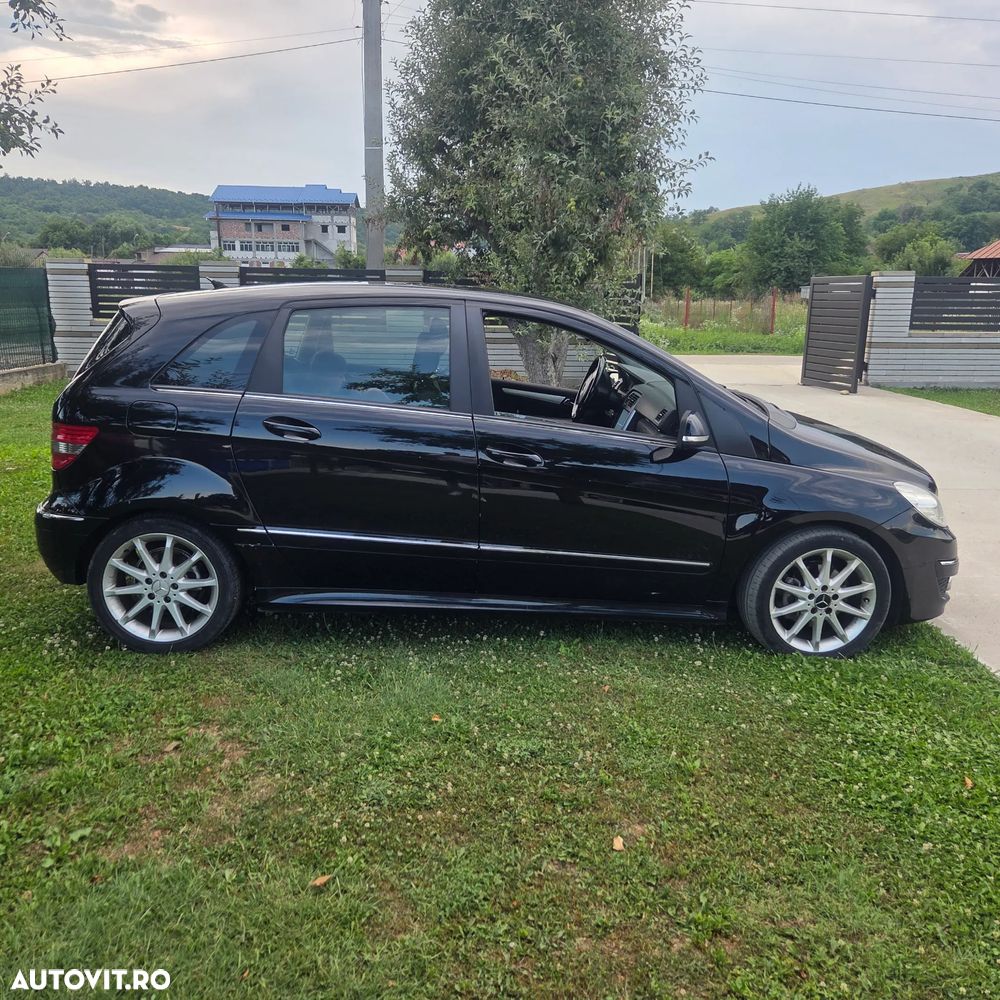 Mercedes-Benz B 200 CDI - 10