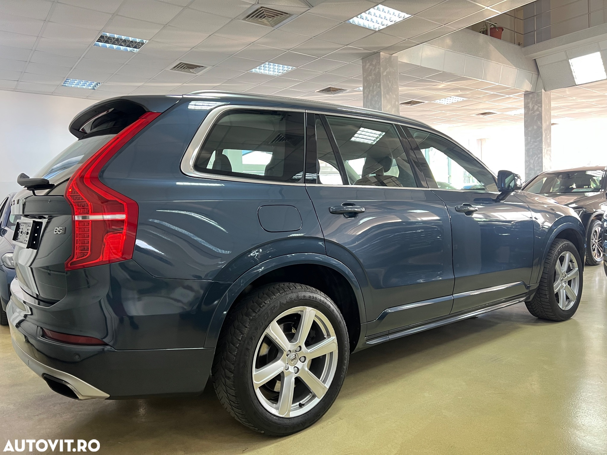 Volvo XC 90 B5 D AWD Geartronic Momentum - 9