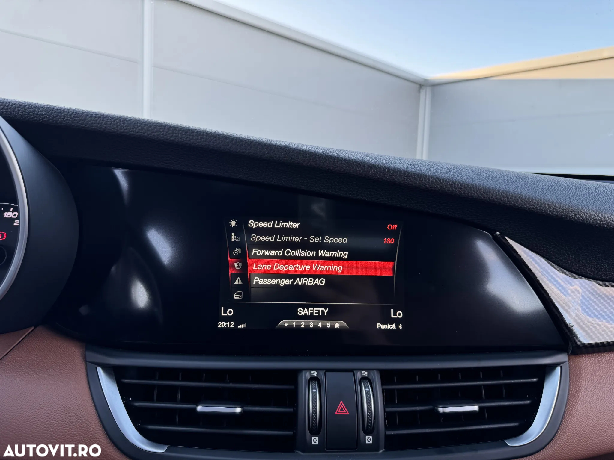 Alfa Romeo Giulia 2.2 Diesel AT8-Q4 Veloce - 25