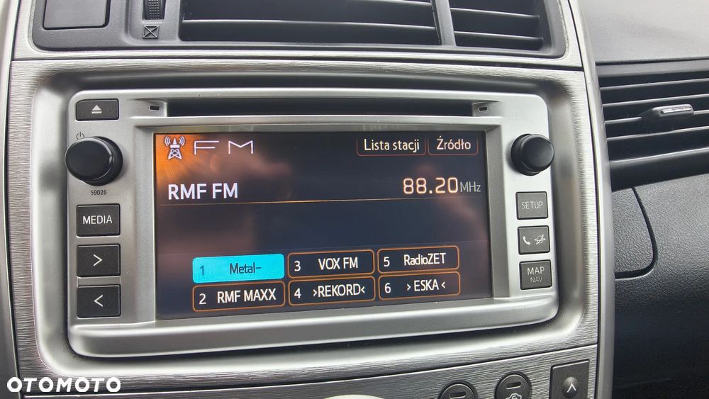Toyota Verso 1.8 Sol plus NAVI 7os - 23