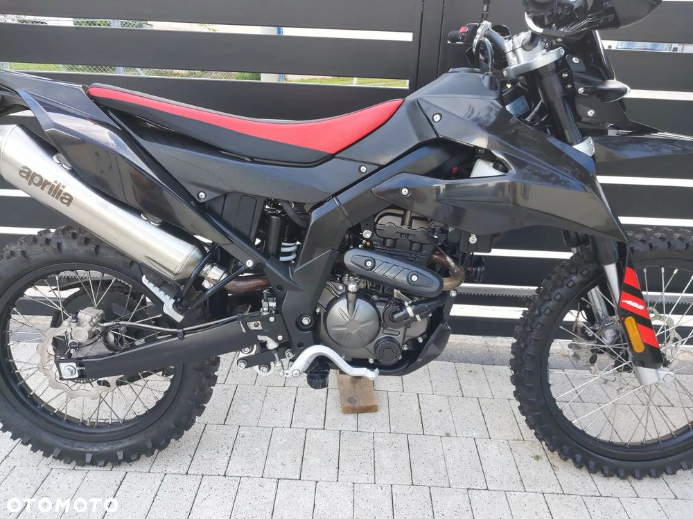 Aprilia RX - 9