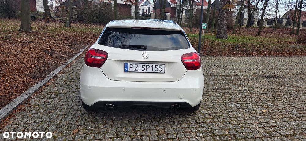 Mercedes-Benz Klasa A 180 7G-DCT Urban - 8