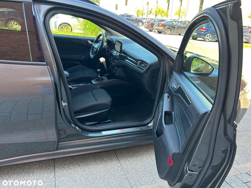 Ford Focus 1.5 EcoBoost STart-Stopp-System ST-LINE - 15