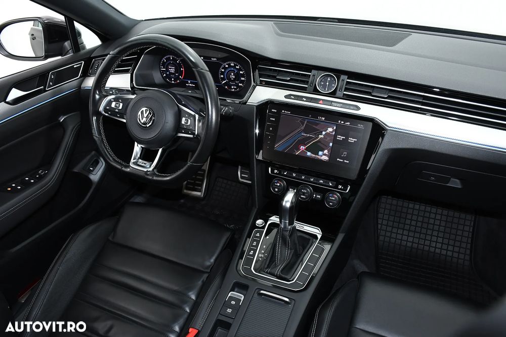 Volkswagen Passat 2.0 TDI DSG 4Motion R Executive - 4