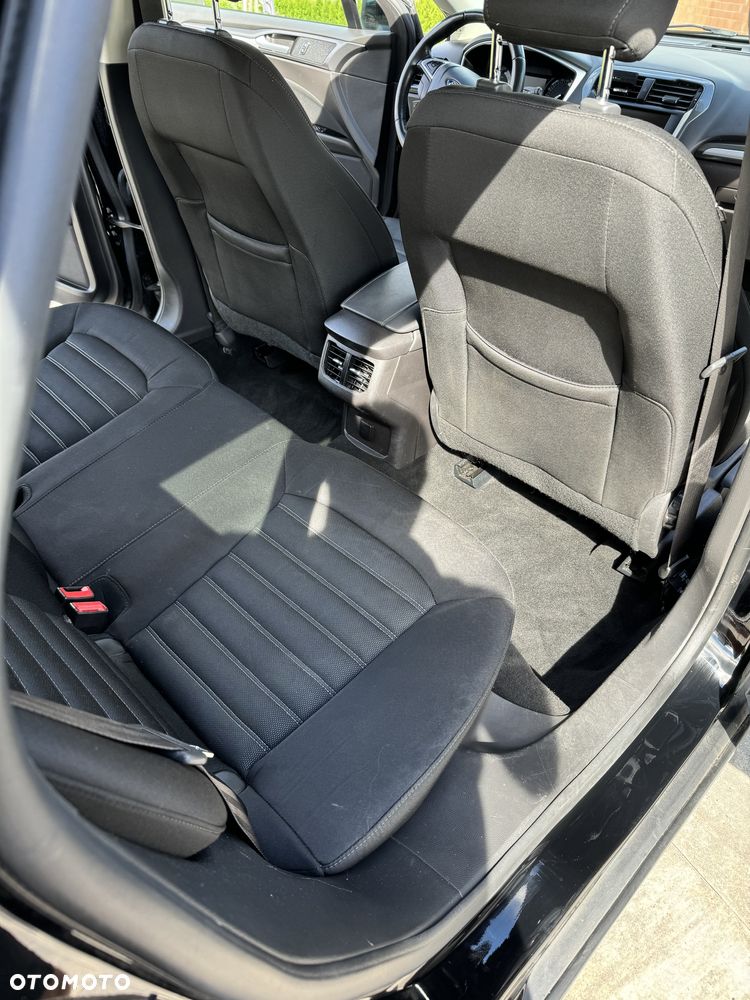 Ford Mondeo - 17
