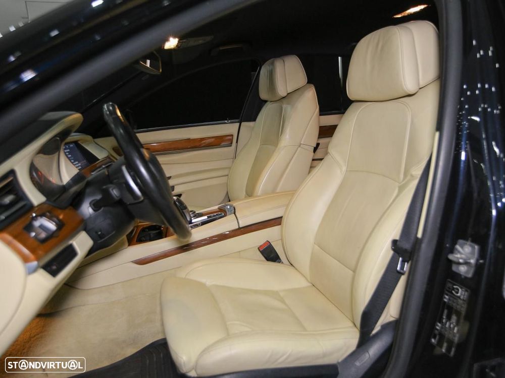 BMW 730 - 6