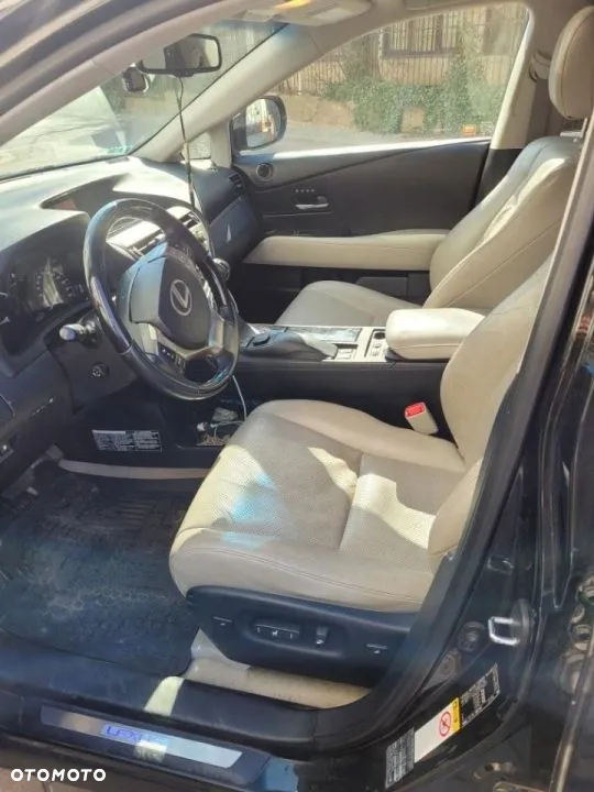 Lexus RX - 6