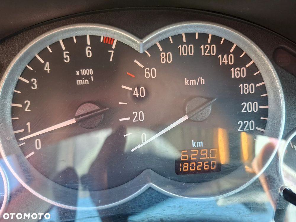Opel Corsa 1.2 16V NJoy - 10