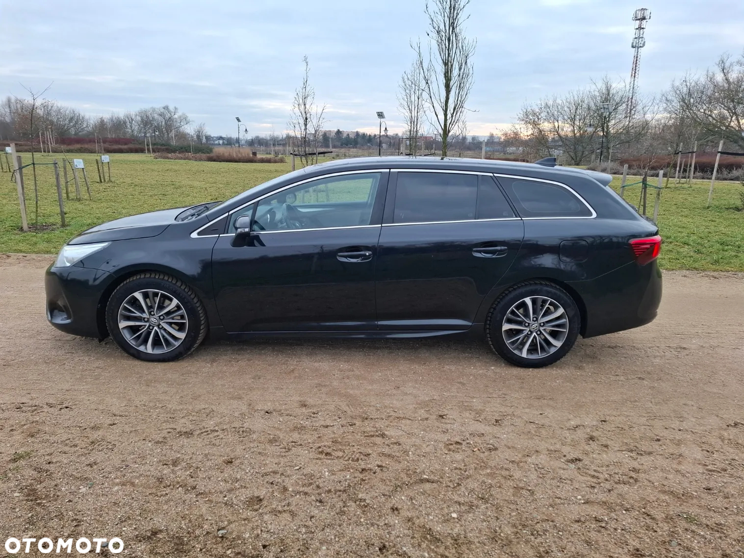 Toyota Avensis 2.0 D-4D Prestige - 7