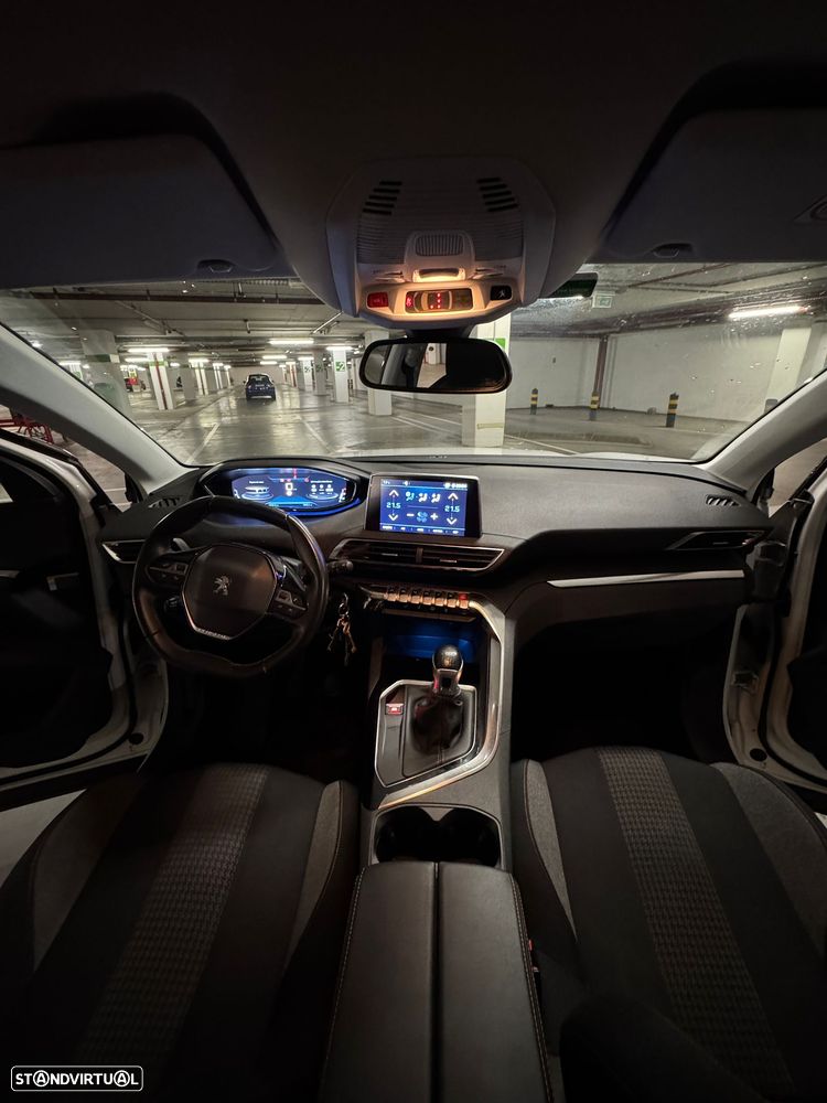 Peugeot 3008 1.5 BlueHDi GT - 20