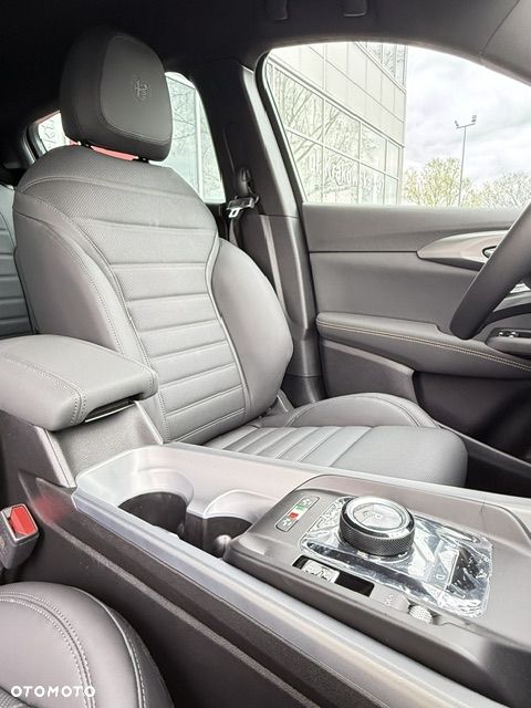 Alfa Romeo Tonale 1.5 T4 GSE mHEV Veloce DCT - 11