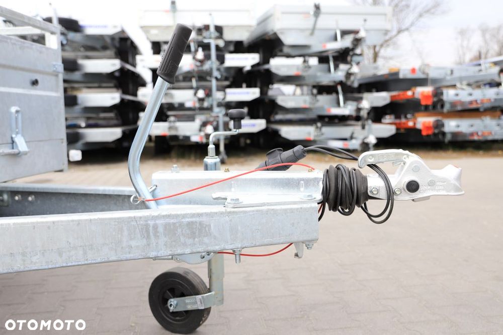 Niewiadów Majster z podjazdami 2700 kg - 22