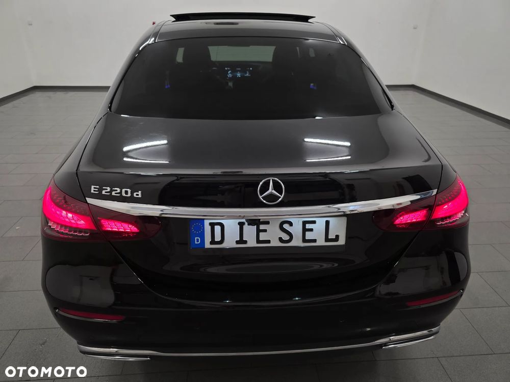 Mercedes-Benz Klasa E 220 d 9G-TRONIC AMG Line - 37