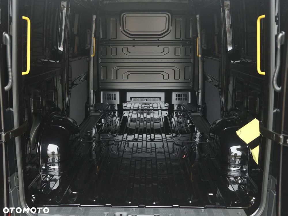 Volkswagen Crafter - 8