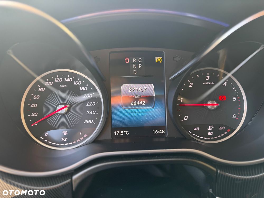 Mercedes-Benz Klasa V 250 d 9G-Tronic - 18