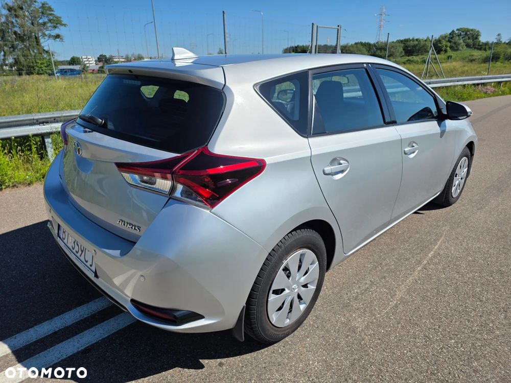 Toyota Auris 1.33 VVT-i Active - 7