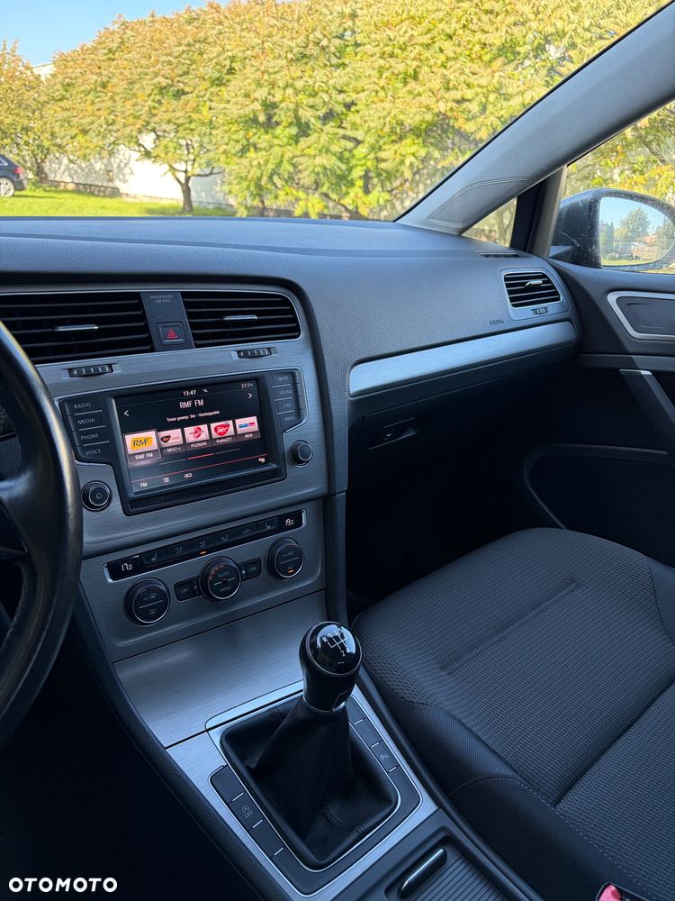Volkswagen Golf 1.2 TSI BMT Trendline - 21