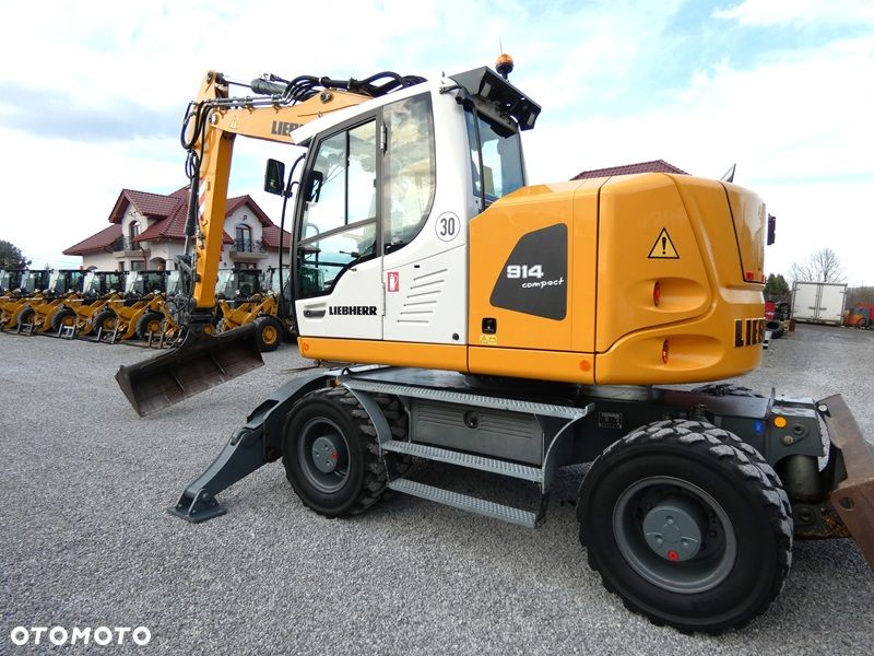 Liebherr 914 Compact / Super Stan / Speeder 30km/h / Łapy + pług / - 8
