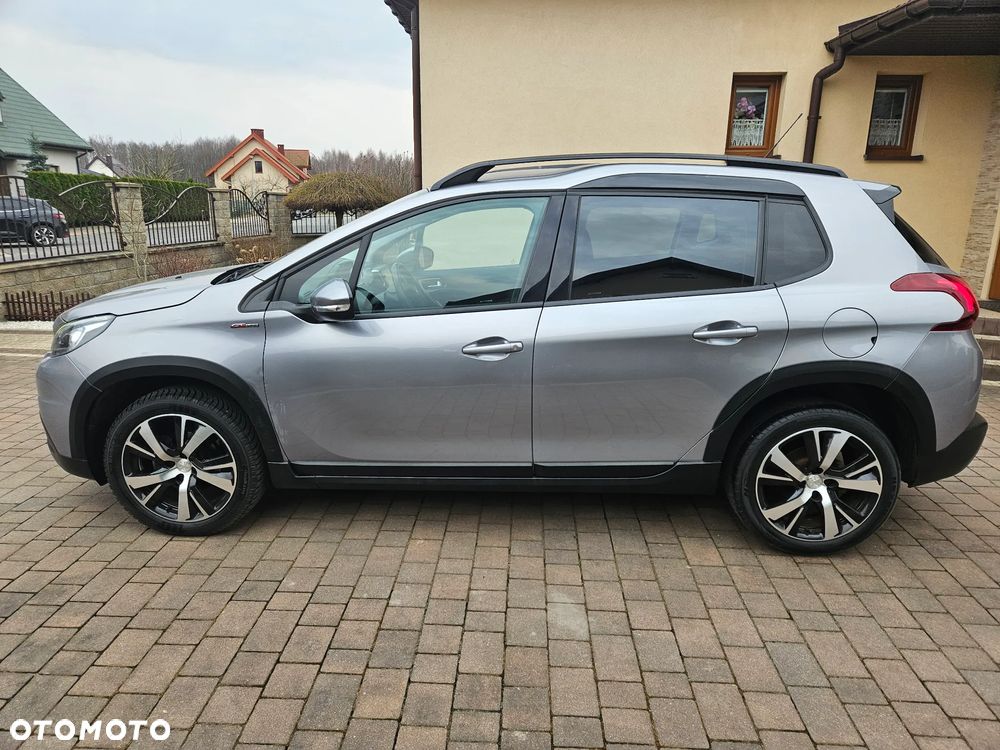 Peugeot 2008 1.5 BlueHDi GT Line S&S - 4