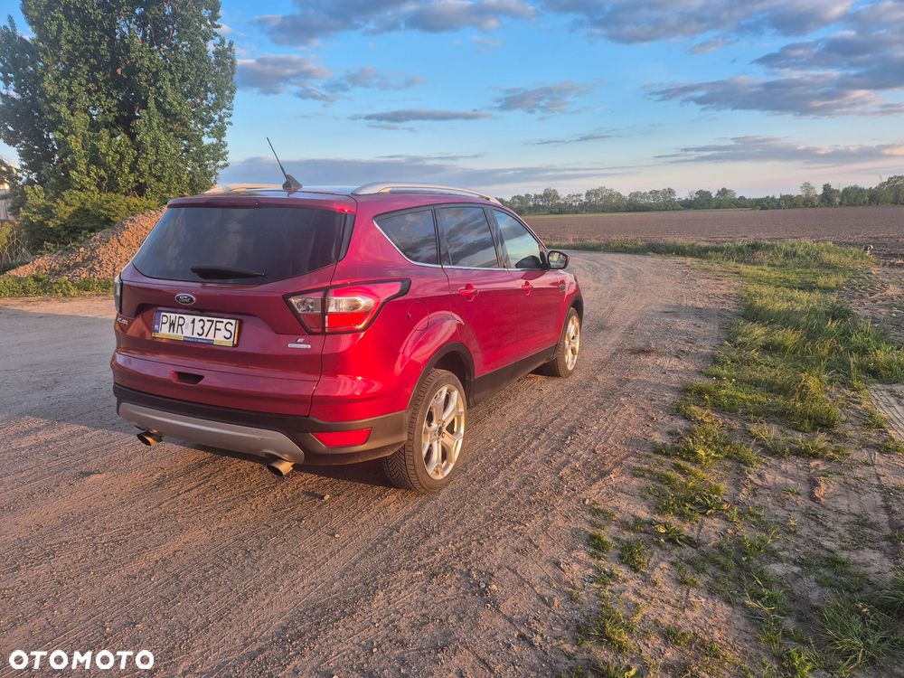 Ford Kuga - 4