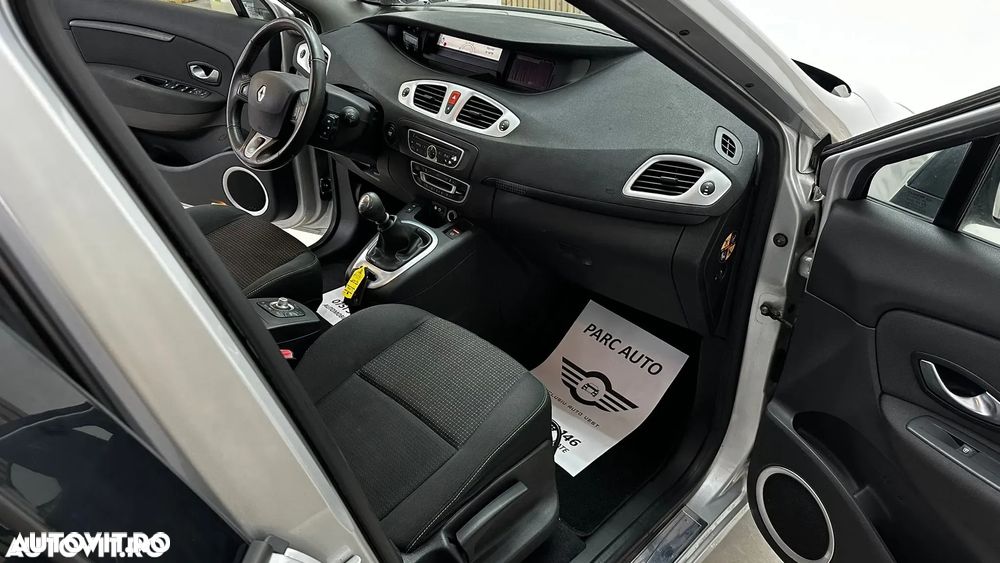 Renault Scenic 1.5 dCi Dynamique - 8